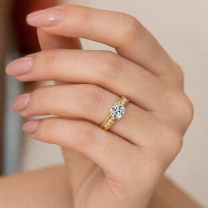 diamond ring natural diamond ring lab diamond ring moissanite ring cubic zirconia ring gemstone ring clear stone ring sparkling stone ring center gemstone ring side gemstone ring