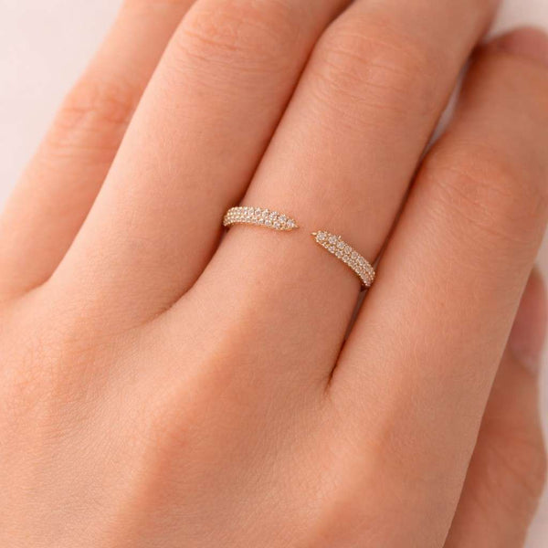 diamondcuff moissanitecuff labdiamondcuff cubiczirconia pavegemstone clearcrystal diamondlook moissanitelook labgrown czband
