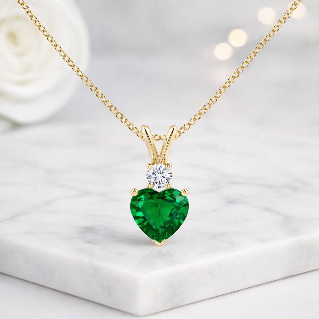 emerald pendant diamond accent pendant emerald jewelry green gemstone jewelry natural emerald pendant lab emerald pendant emerald heart pendant