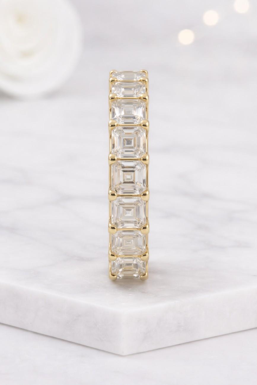 eternity ring emerald ring asscher ring gold band full eternity wedding band stackable ring crystal ring clear stone anniversary band women ring bridal band statement ring luxury ring fine jewelry elegant ring
