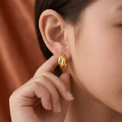 gold fashion jewelry gold everyday earrings gold stacking earrings gold minimalist hoops gold dainty hoops gold sleeper earrings gold clicker hoops gold tube hoops gold round hoops gold