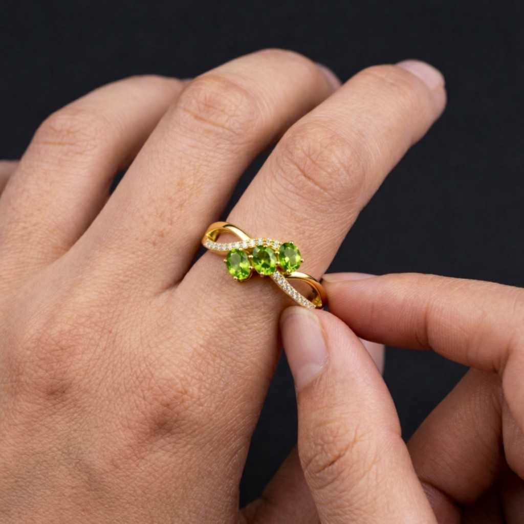 green stone ring peridot jewelry pear gemstone ring twisted band ring fashion ring gift for her nature ring bright green ring pave ring accent stone ring delicate ring modern ring classic ring feminine ring luxury ring
