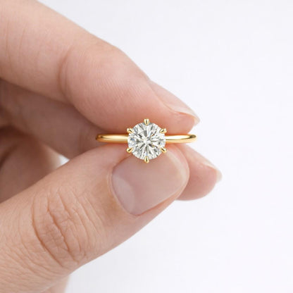 handmade jewelry luxury accessory center stone ring prong setting ring round gemstone ring clear gemstone ring