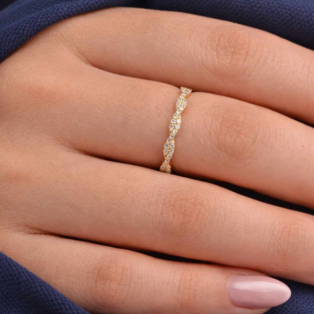 round ring oval ring marquise ring pear ring cushion ring princess ring emerald ring radiant ring asscher ring