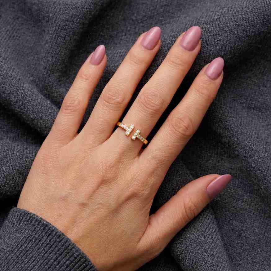 minimal ring dainty ring modern ring simple ring everyday ring stacking ring layered ring clean design ring sleek ring refined ring understated ring timeless ring classy ring chic ring feminine ring lightweight