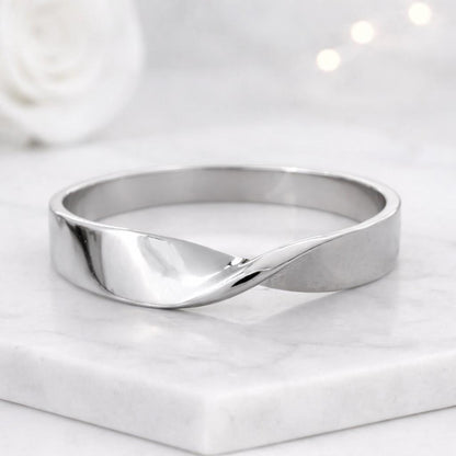 minimal ring dainty ring modern ring simple ring everyday ring stacking ring layered ring clean ring sleek ring