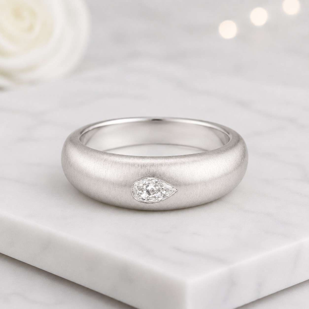 modern jewelry minimal jewelry clean style everyday jewelry stacking ring bridal jewelry fine ring luxury ring women jewelry elegant ring