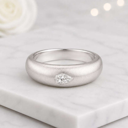 modern jewelry minimal jewelry clean style everyday jewelry stacking ring bridal jewelry fine ring luxury ring women jewelry elegant ring