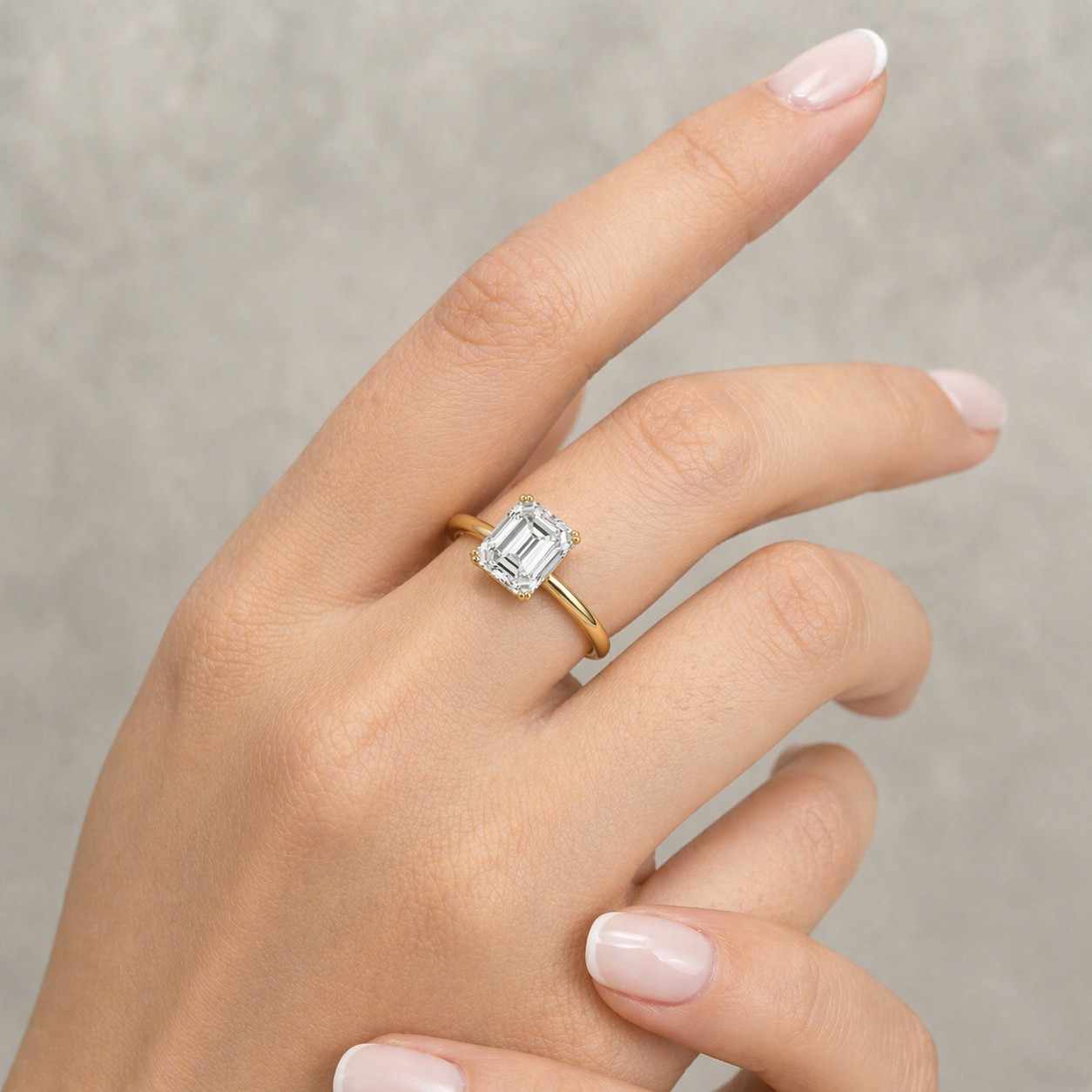 polished gold ring shiny band ring clear gemstone ring faceted stone ring statement jewelry delicate jewelry minimalist jewelry dainty jewelry stack ring layering ring fashion jewelry