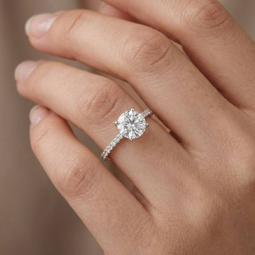 round cut ring center stone ring thin band ring wedding ring proposal ring bridal jewelry dainty ring everyday ring fashion ring polished ring bright stone ring gemstone ring