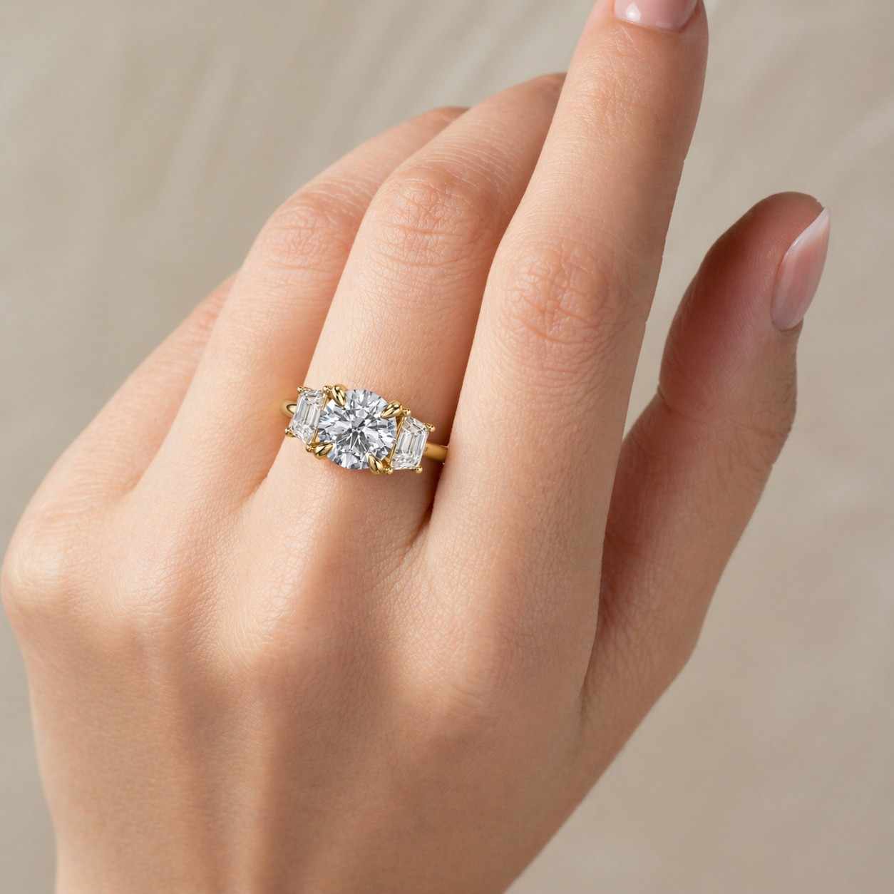 round cut ring oval cut ring marquise ring pear cut ring cushion cut ring princess cut ring emerald cut ring radiant cut ring asscher cut ring
