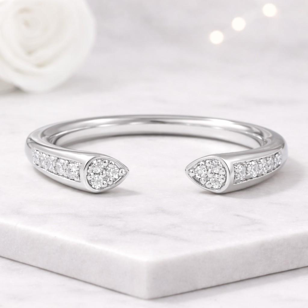 round ring oval ring marquise ring pear ring cushion ring princess ring emerald ring round cut ring oval cut ring