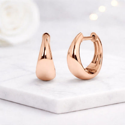 rounded hoops clean design earrings glossy earrings luxury earrings chic earrings daily earrings gift jewelry stackable earrings versatile earrings timeless earrings