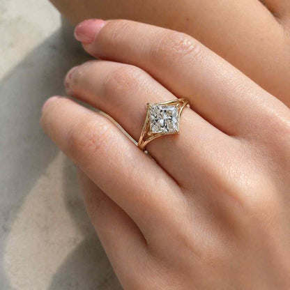 silver solitaire ring platinum solitaire ring silver statement ring platinum statement ring silver fashion ring platinum fashion ring silver promise ring platinum promise ring