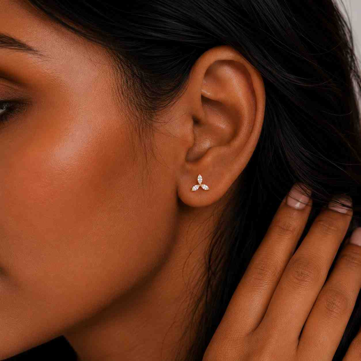 simulated diamond earrings clear stone earrings sparkling stone earrings gemstone earring