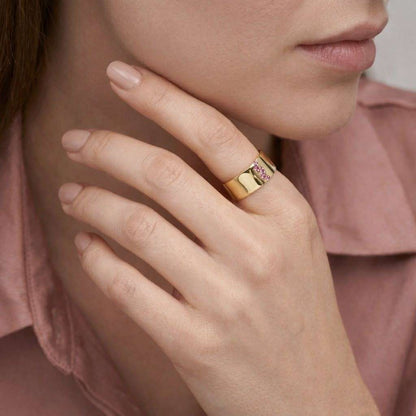 stylish ring minimal ring feminine ring classy ring rich look ring soft curve ring sleek ring dainty gem ring gold band ring sparkle ring pretty ring