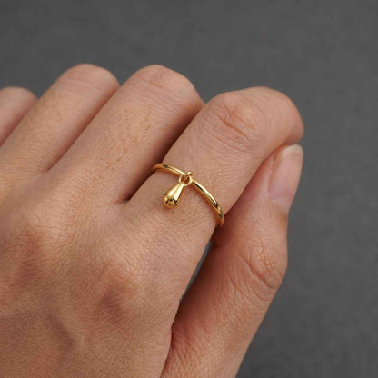 tear drop ring gold drop ring dangling ring charm band ring minimalist jewelry dainty jewelry modern jewelry simple jewelry elegant jewelry gold charm jewelry